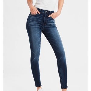 American Eagle Super High Rise Jegging